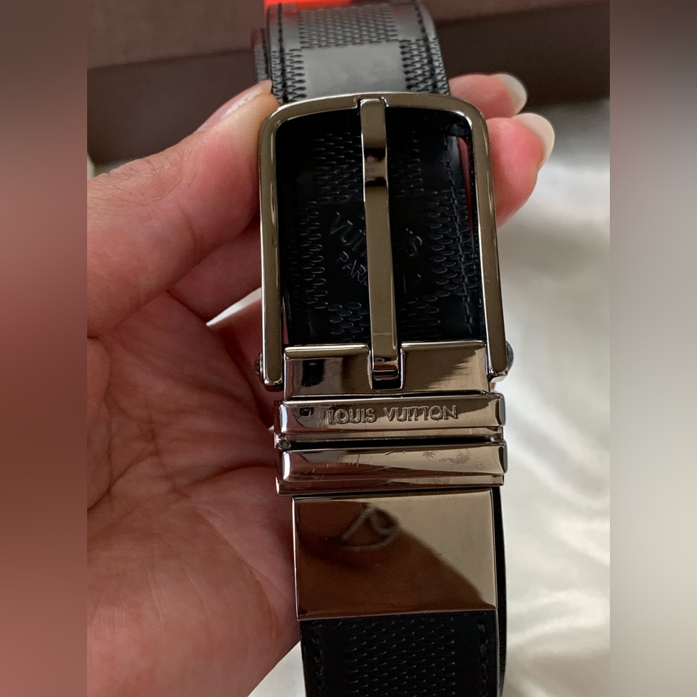 Louis Vuitton “CE Boston 30 Reverse Noir Belt 105” - Picture 3 of 12